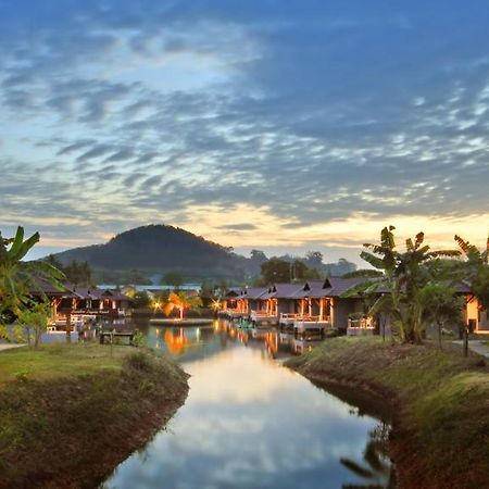 The Villa Laemhin Lagoon Resort Phuket Buitenkant foto