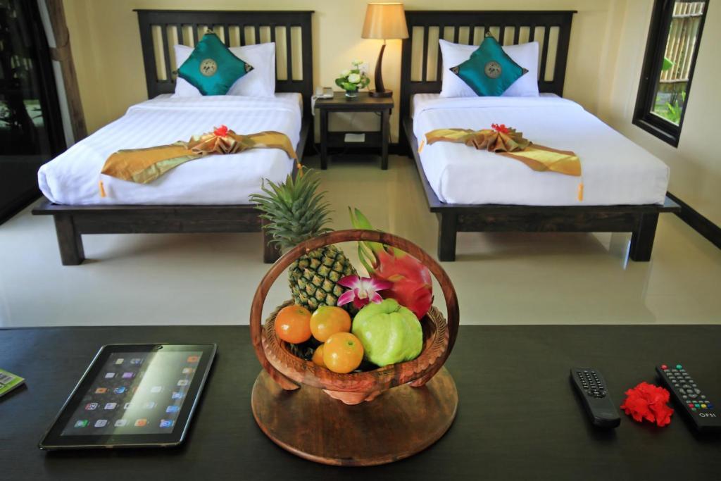 The Villa Laemhin Lagoon Resort Phuket Kamer foto