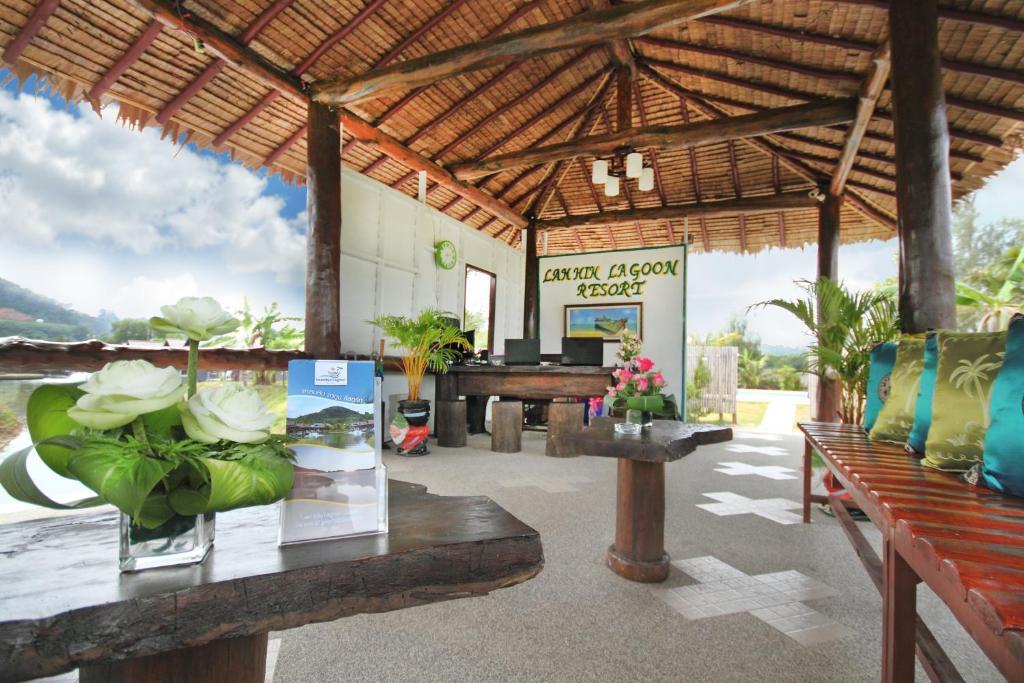 The Villa Laemhin Lagoon Resort Phuket Buitenkant foto