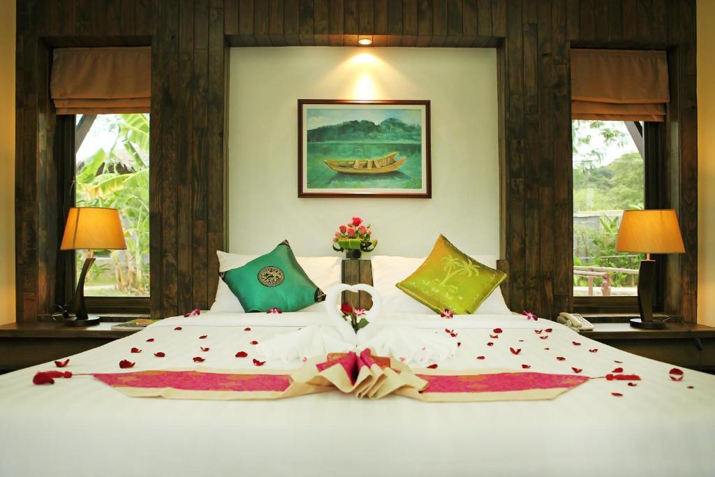 The Villa Laemhin Lagoon Resort Phuket Kamer foto
